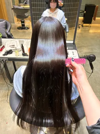ロング 笑　璃  🎀／ ワンカラー／縮毛矯正のヘアスタイル