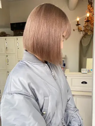ショート カラー REBECCA所属・坂下 光輝のヘアスタイル