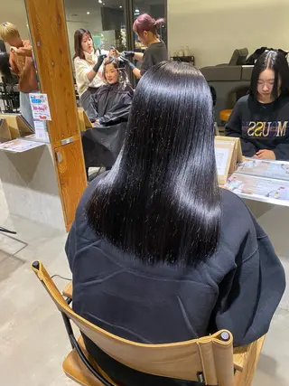 セミロング カラー 透明感カラー 天羅のヘアスタイル