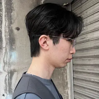 ショート メンズ メンズセンターパート /フェザーパーマのヘアスタイル