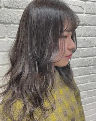 ロング カラー パーマ ヘアアレンジ キッズ ネイル マツエク・マツパ belta.🌱 安藝夏花🌻のヘアスタイル