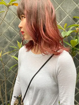 ミディアム カラー レイヤーウルフ エクステ磯部のヘアスタイル