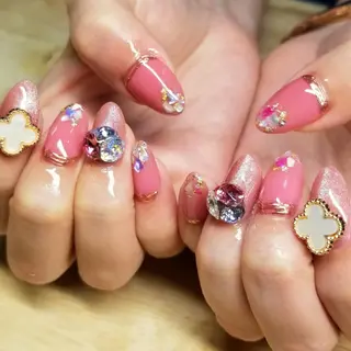 ネイル L'instant Nail Artzのネイルデザイン
