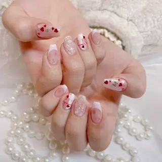 ネイル 菅谷 百花のネイルデザイン