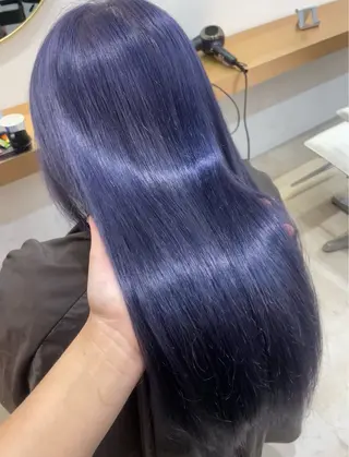 ロング ワンホンレイヤー 福岡天神RAIRAのヘアスタイル