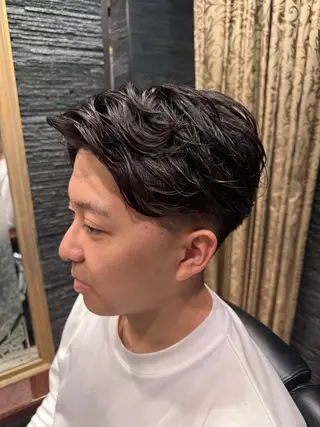 ショート パーマ プレミアムバーバー新宿店所属・新宿駅近！ 💈口コミ多数✨のヘアスタイル