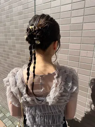 セミロング ヘアアレンジ 海外ヘア/ワンカラー 🍒nao.のヘアスタイル