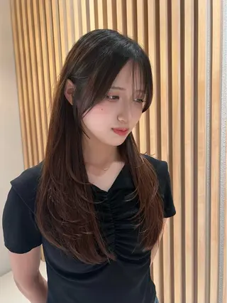 ロング カラー レイヤー/韓国 ハイトーン興津史弥のヘアスタイル