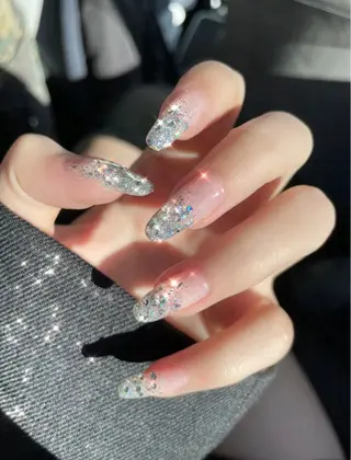 ネイル Lynn_ Nailのネイルデザイン