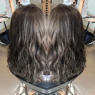 ミディアム カラー 大久保 隆蔵のヘアスタイル