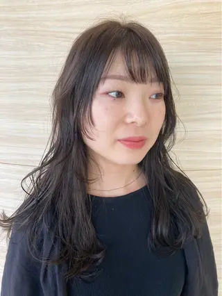 カラー 古川 みやこのヘアスタイル