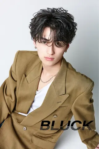 ショート パーマ メンズ 渋谷駅から徒歩1分 BLUCKメンズヘアのヘアスタイル