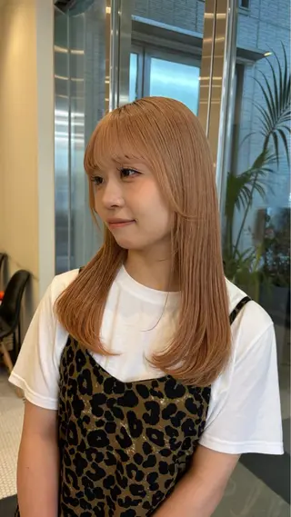 ロング よこやま なぎさのヘアスタイル