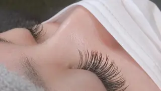 マツエク・マツパ Total Beauty Salon 美room KUPUKUPU所属・broom_kupu Erikaのマツエク・マツパデザイン