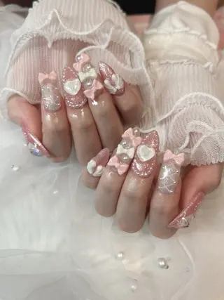 ネイル Seventeen 秋葉原 ヒロミのネイルデザイン