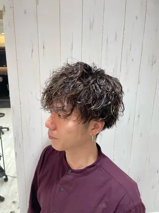 ショート パーマ メンズ 中嶋 紘夢のヘアスタイル