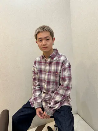 カラー メンズ 善財 康葵のヘアスタイル