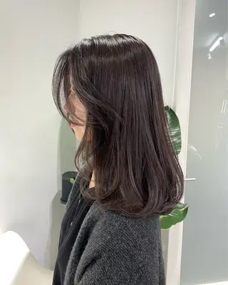 ミディアム カラー 似合わせhair /モガミユナ🎀のヘアスタイル