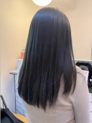 セミロング カラー ハイトーンカラー 🦋yuri🦋のヘアスタイル