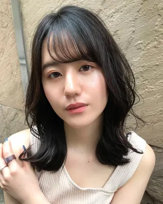 ミディアム Loom .by Sea  ルームバイシー所属・レイヤー/前髪/ 韓国/CHIHIROのヘアスタイル