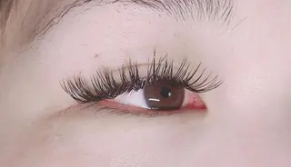 マツエク・マツパ アイラッシュサロンfleur🍀所属・🍀fleur🍀 束感/ワンホン/杉浦のマツエク・マツパデザイン