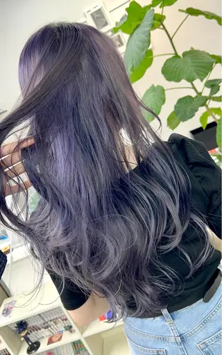 ロング カラー 名畑 裕貴のヘアスタイル