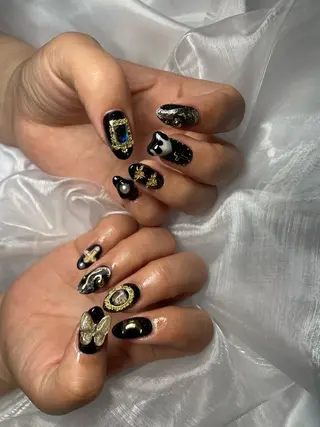 ミディアム ネイル 下妻市ﾈｲﾙｻﾛﾝ M_styleのネイルデザイン