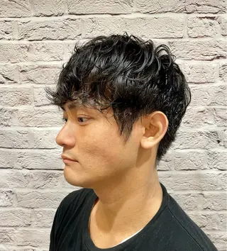 ミディアム パーマ メンズ 無料メンズカット❗️ 岡本晟我のヘアスタイル