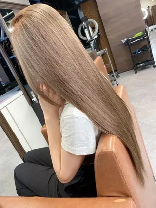 ロング 髪質改善美髪特化 ルイス奈良のヘアスタイル