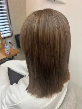 ミディアム 村松陸斗 メテオカラーのヘアスタイル