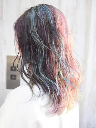 カラー ハイトーンカラー RYUのヘアスタイル