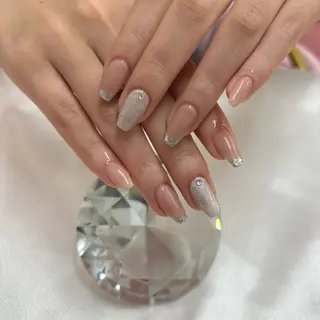 ネイル NAILSALON LUNON 獨協大学前駅店所属・LUNON 獨協大学前駅店のネイルデザイン