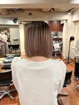 ショート カラー LAVEL 代表 住吉　創のヘアスタイル