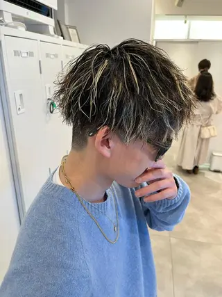 カラー メンズ ユニテバイリトル所属・🏆メンズ特化🥇 店長YUTOのヘアスタイル