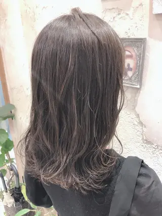 ミディアム 代表山口ひな 髪質改善のプロのヘアスタイル