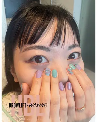 アイブロウ ma riのネイルデザイン