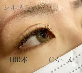 マツエク・マツパ 小林 美央のヘアスタイル