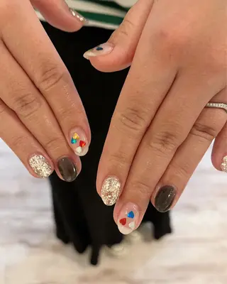 ネイル une／YUKINA 🫧大人nuanceのネイルデザイン