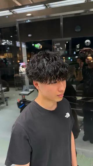 パーマ メンズ 小芝/メンズパーマ /レイヤーカット✂️のヘアスタイル