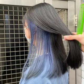 ロング レイヤーカット/ 前髪顔周りカットのヘアスタイル