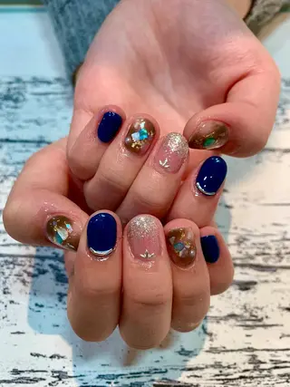 ネイル 高尾 梨花のネイルデザイン