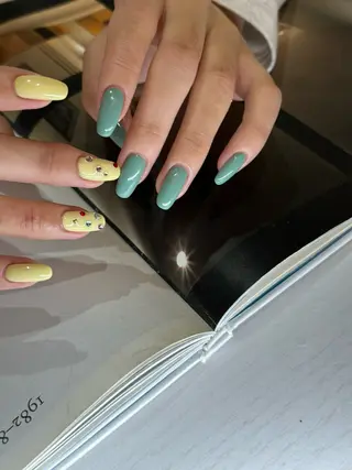 ネイル m o m o / 高岡ネイルのネイルデザイン