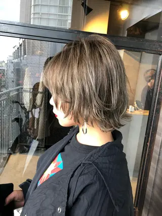 ショート カラー 倉家 聖のヘアスタイル