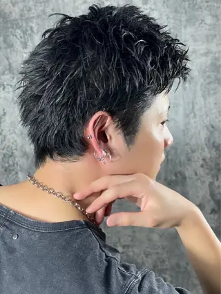 ショート カラー パーマ メンズ 武井 凌のヘアスタイル