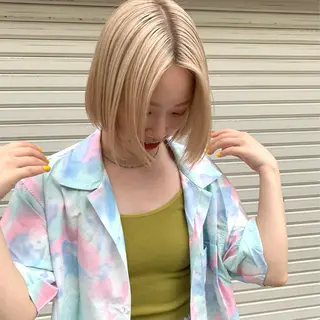 ショート カラー ブリーチカラーが人気 onnuのヘアスタイル
