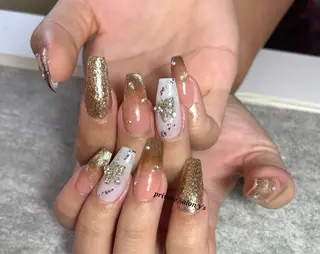 ネイル y' sのネイルデザイン