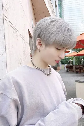 ショート カラー メンズ 曲がる縮毛矯正 髪質改善/西尾 幸樹のヘアスタイル