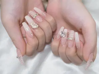 ネイル 中江 彩芽のネイルデザイン