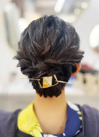 ミディアム ヘアアレンジ 川戸 美尋のヘアスタイル