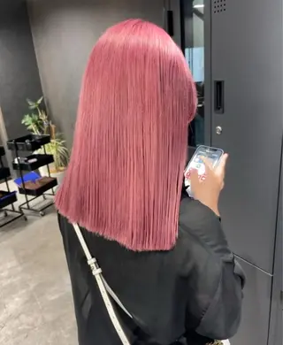 カラー 西村 桃花のヘアスタイル